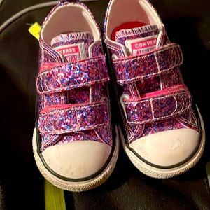 Preloved Converse Sneakers